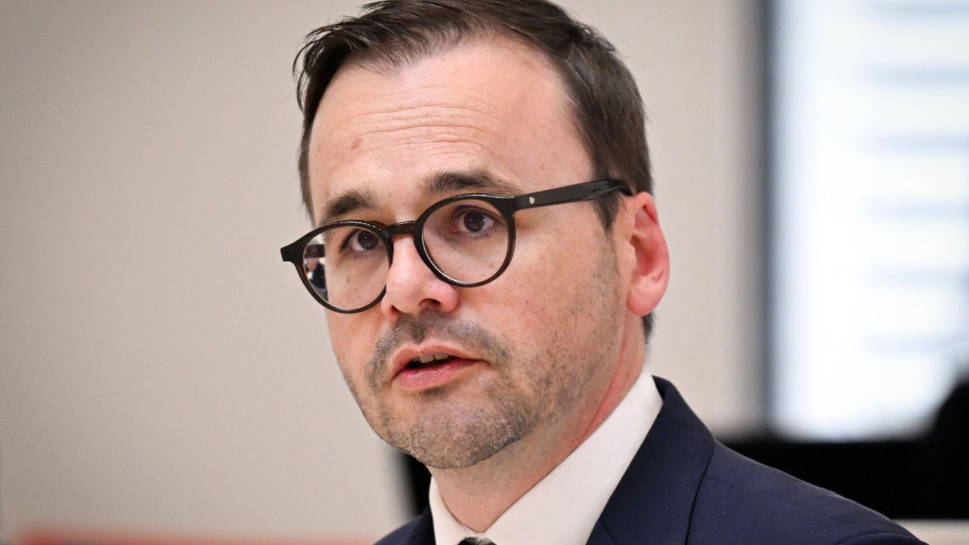 Redmann fordert bessere Drohnenabwehr nach Drohnenfund am Flughafen