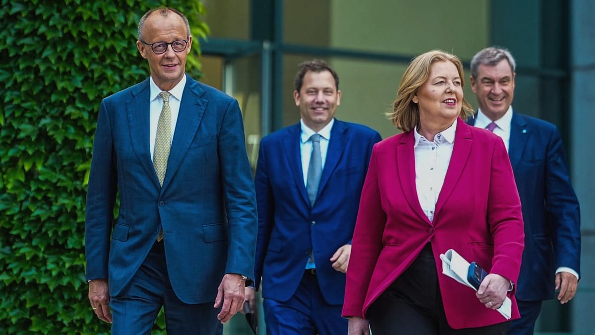 Schwarz-rote Koalition legt Reformpaket vor: Fortschritte und Kritik an Steuerpolitik