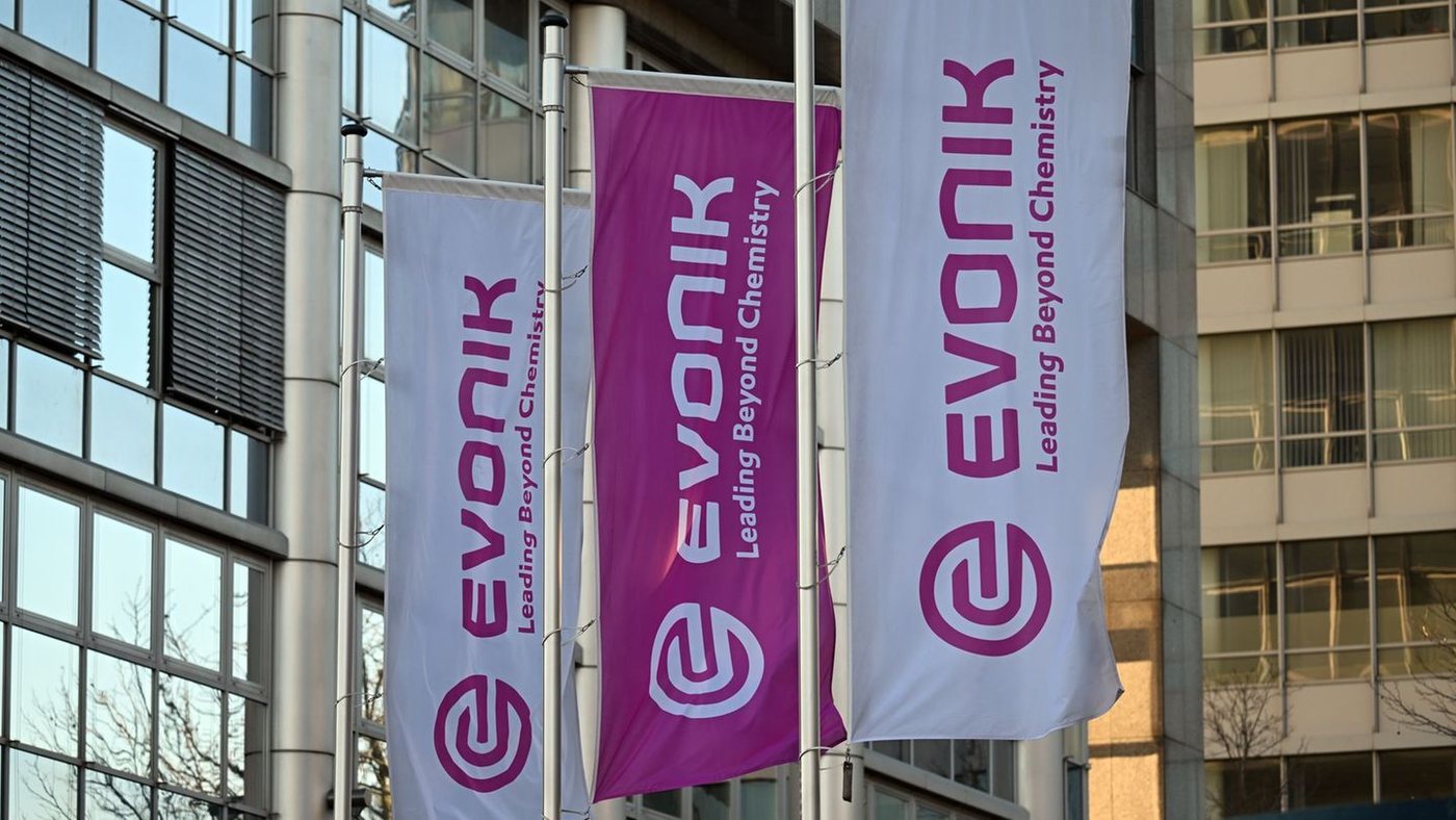 BASF prüft Übernahme von Evonik in der Chemiekrise