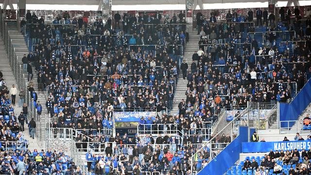 Darmstädter Fans vor Zweitligaspiel in Karlsruhe festgenommen