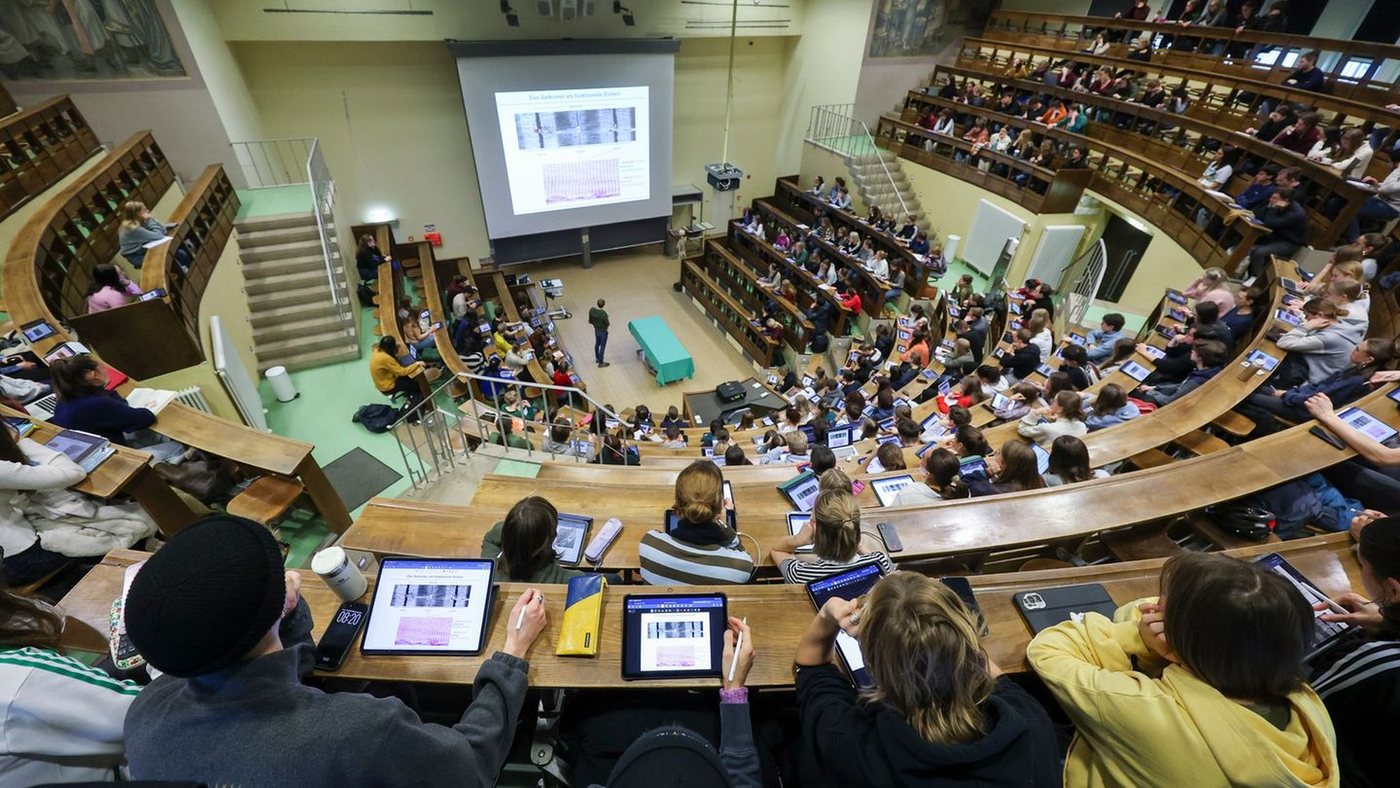 IW-Gutachten: Internationale Studierende bringen Milliarden für Deutschland