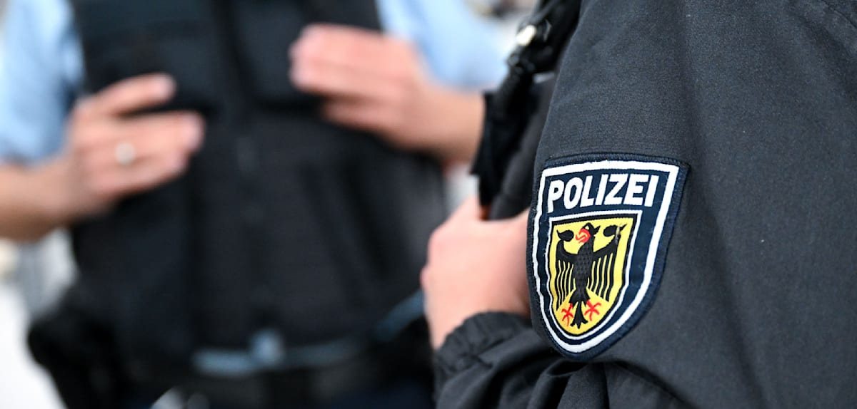 Sprengstoffverdacht an Grenze zu Schweiz: A861 nach Kontrolle wieder freigegeben