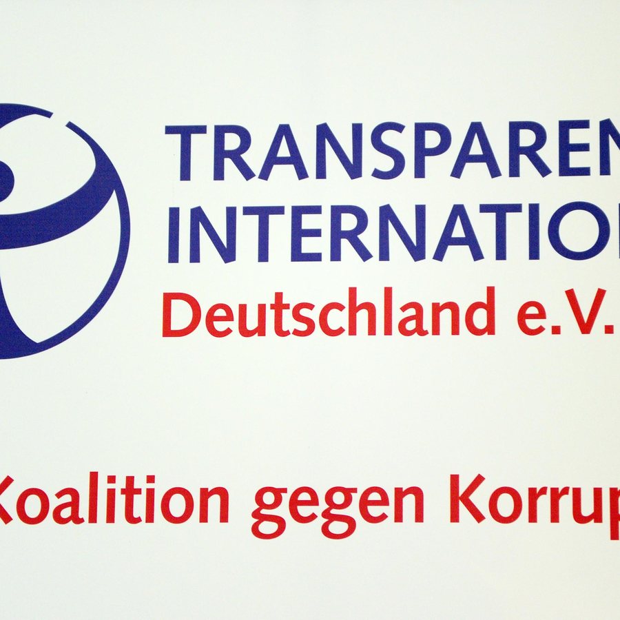 Transparency International: Viele Bundesländer verbessern Lobbyregeln, Umsetzung bleibt problematisch
