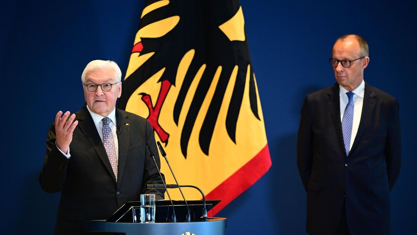 Steinmeier ernennt drei neue Minister – Kabinettsumbau nach Spahn-Rücktritt vollzogen