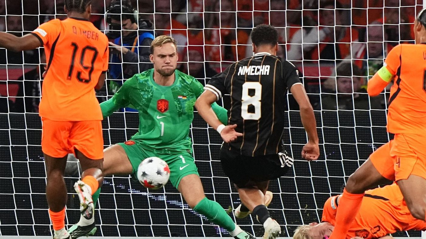 Klopps Debüt endet mit 1:1 in Amsterdam