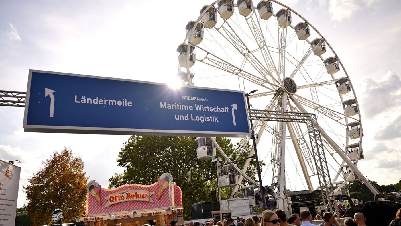 Hunderttausende feiern Tag der Deutschen Einheit in Bremen