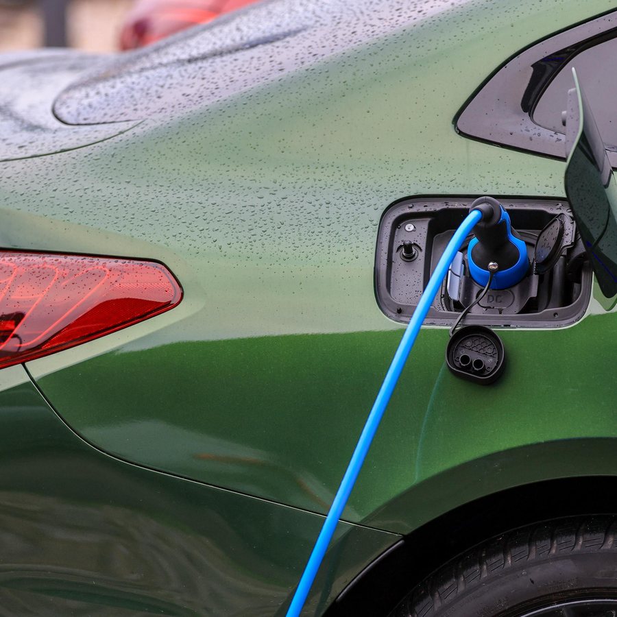 E-Auto-Anteil bei EU-Neuzulassungen erreicht Rekordwert