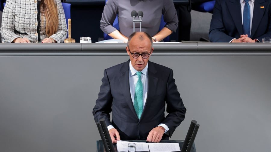 Merz gibt Regierungserklärung im Bundestag ab