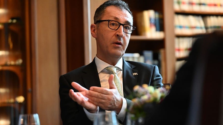 Wähler mit Migrationshintergrund wenden sich zunehmend von Parteien ab