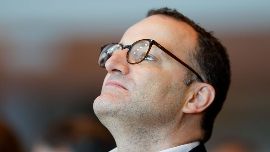 CDU-Politiker fordert Rücktritt von Jens Spahn wegen Leihmutterschaft