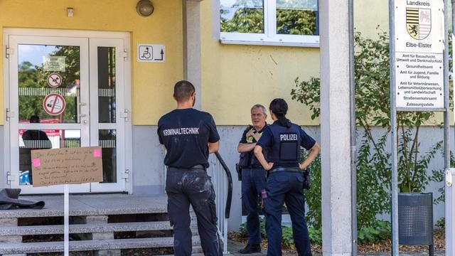 Brandanschlag auf Jugendamt in Finsterwalde: Mehrere Verletzte