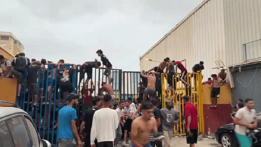 Spanien entsendet Militär nach Ceuta wegen Massenansturms von Migranten