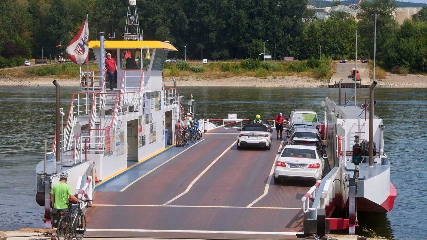 Steigende Pegelstände: Rhein-Fähren können wieder fahren