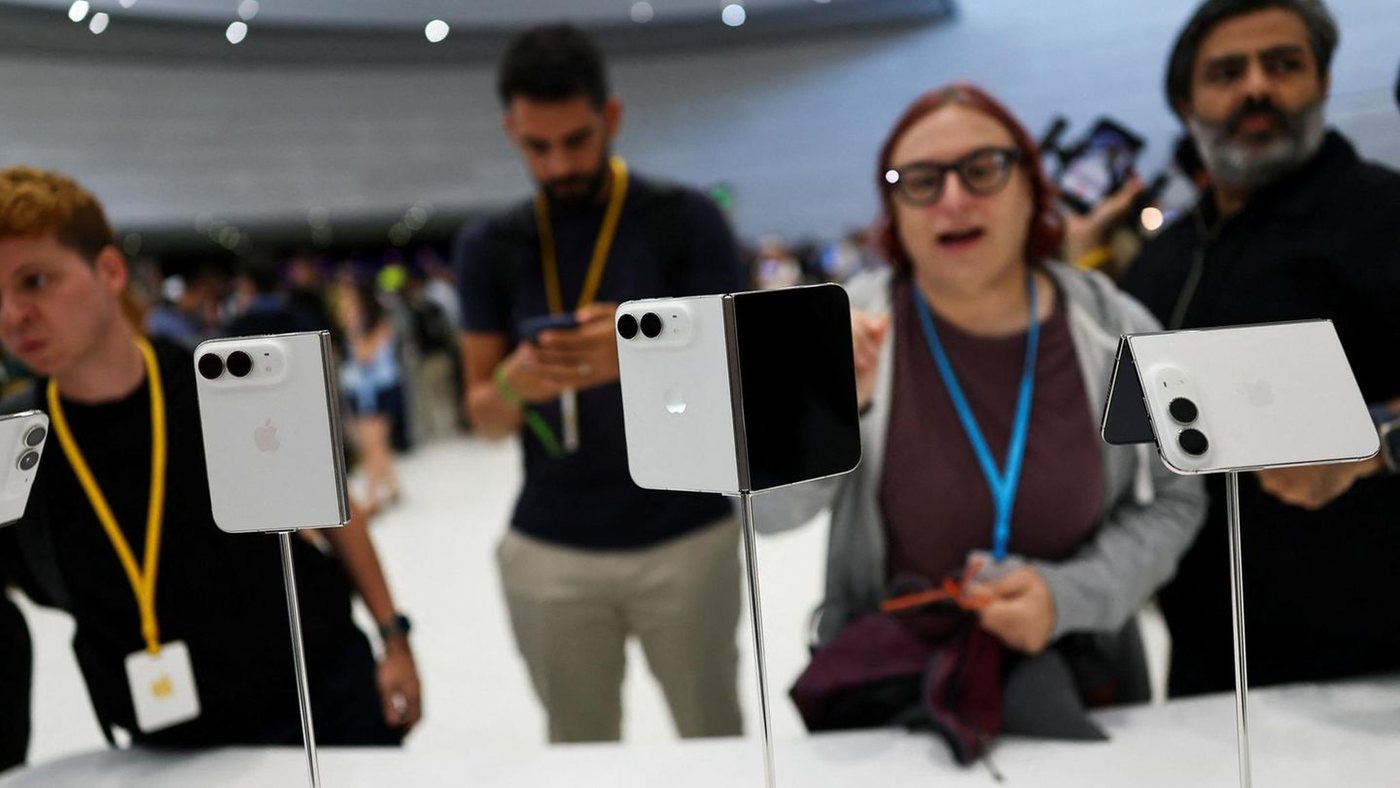 Apple stellt mit dem iPhone „Duo“ sein erstes faltbares Smartphone vor