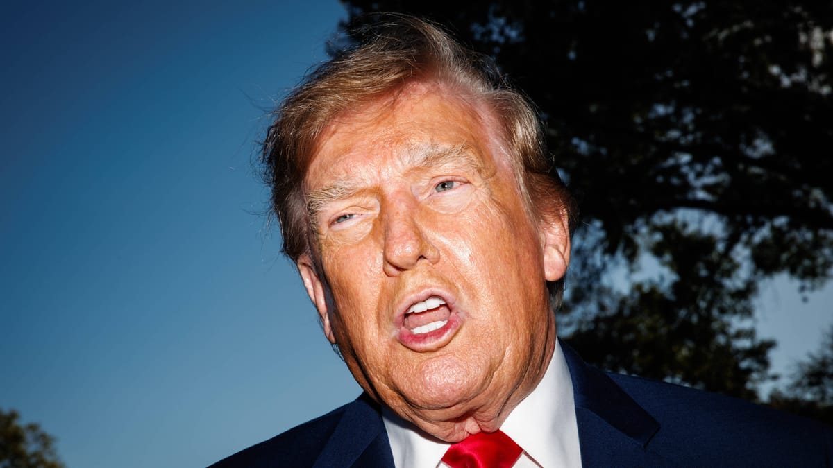 Trump tourt durch umkämpfte Staaten und bringt Republikaner in Bedrängnis