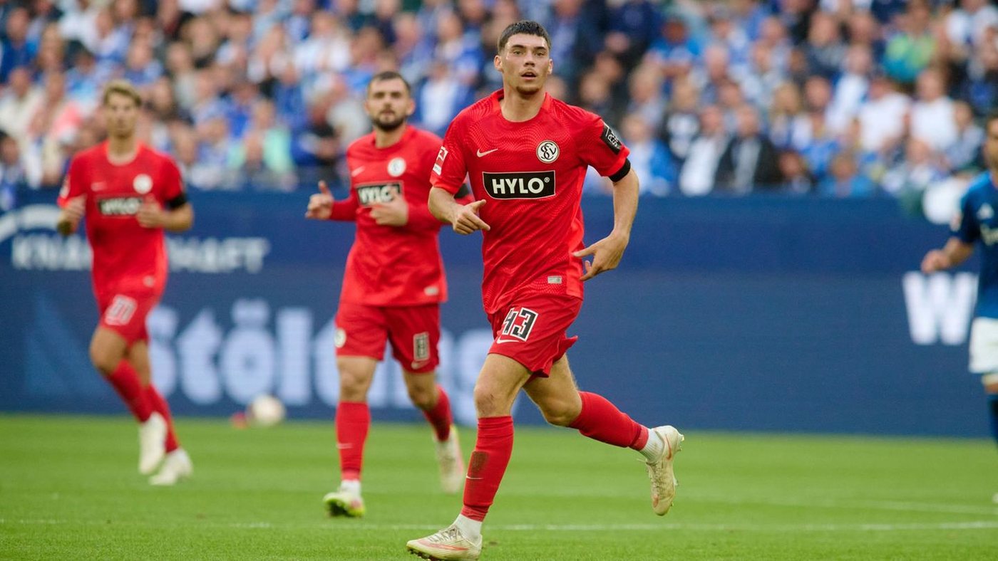 Elversberg startet stark in die Bundesliga und stellt ersten Nationalspieler