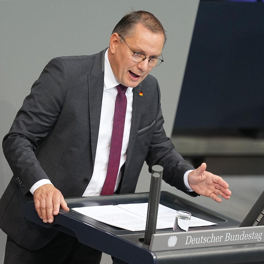 Zentralrat der Sinti und Roma zeigt AfD-Chef Chrupalla wegen Volksverhetzung an