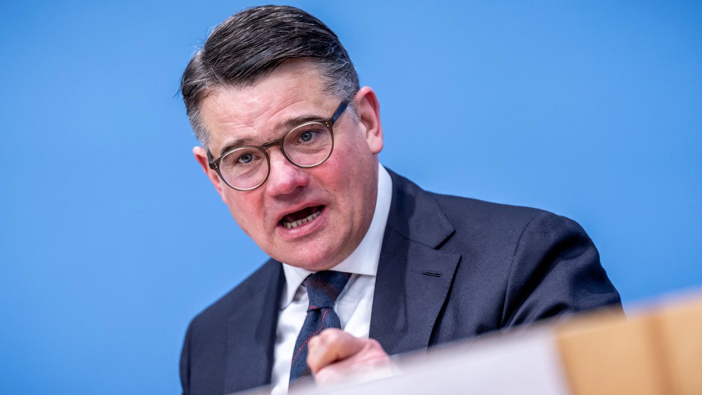 Boris Rhein: AfD sollte Ausschussvorsitze im Bundestag übernehmen können