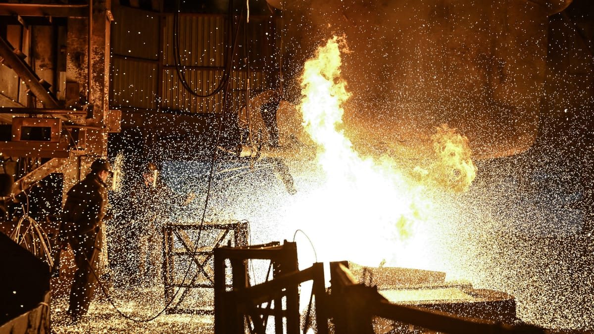 Russische Raketenangriffe legen ukrainische Stahlproduktion weitgehend lahm