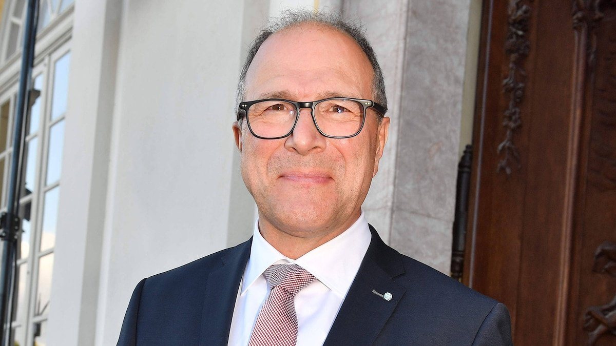 Richter Alexander Hold heute: TV-Star gibt Gesundheitsupdate nach Krebserkrankung